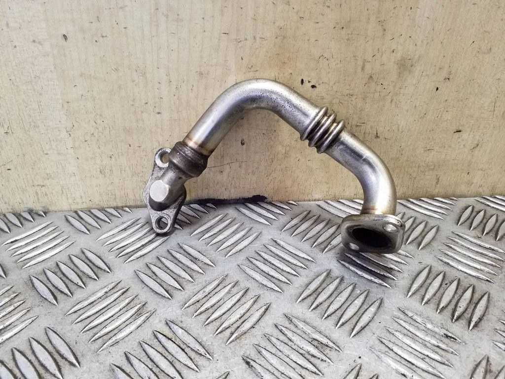 EGR vamzdelis (-iai)/ žarna (-os)