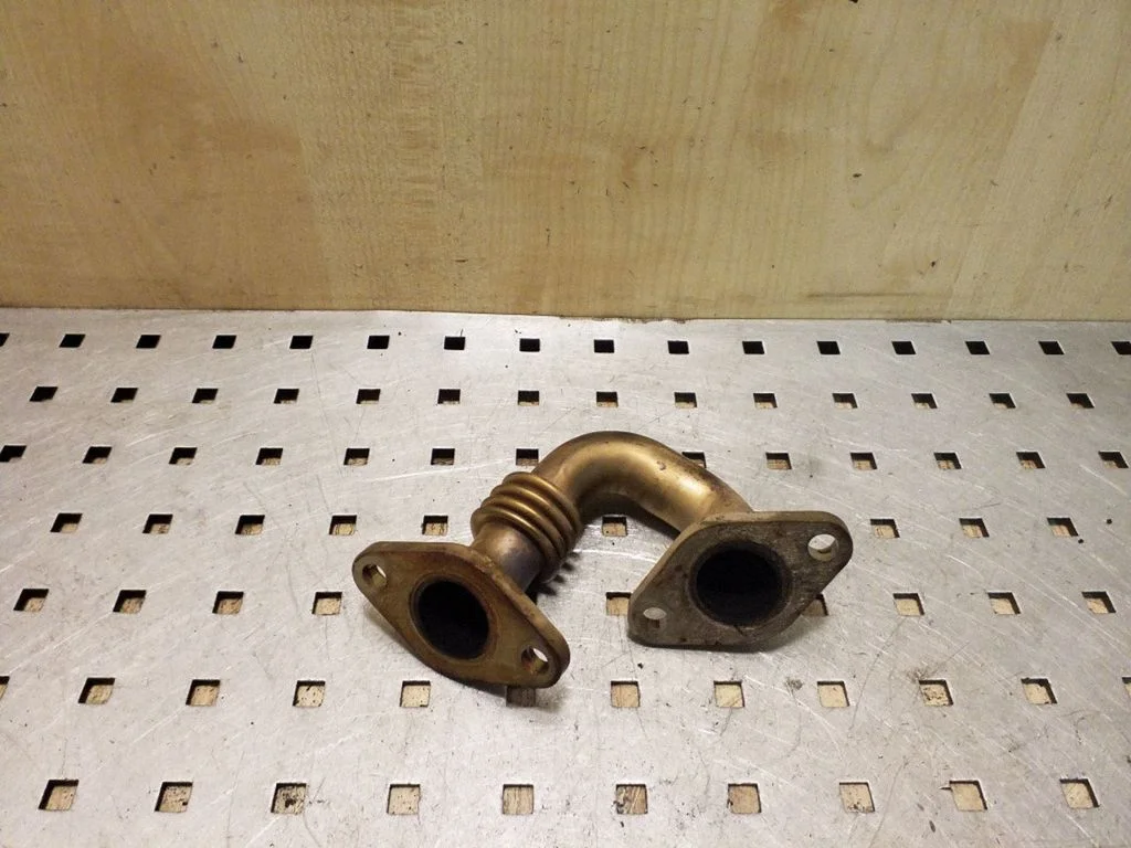 EGR vamzdelis (-iai)/ žarna (-os)