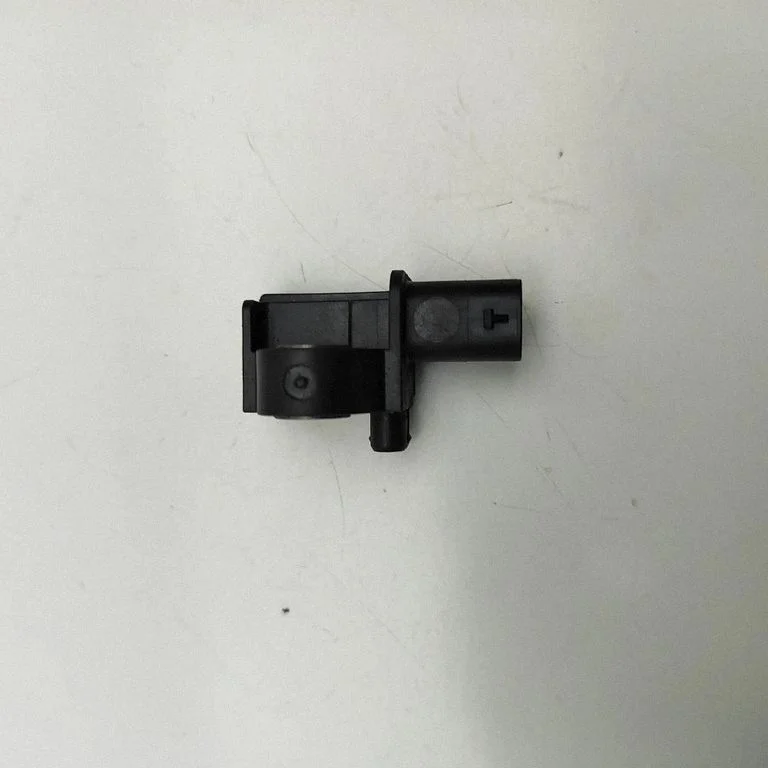 Oro pagalvių smūgio daviklis