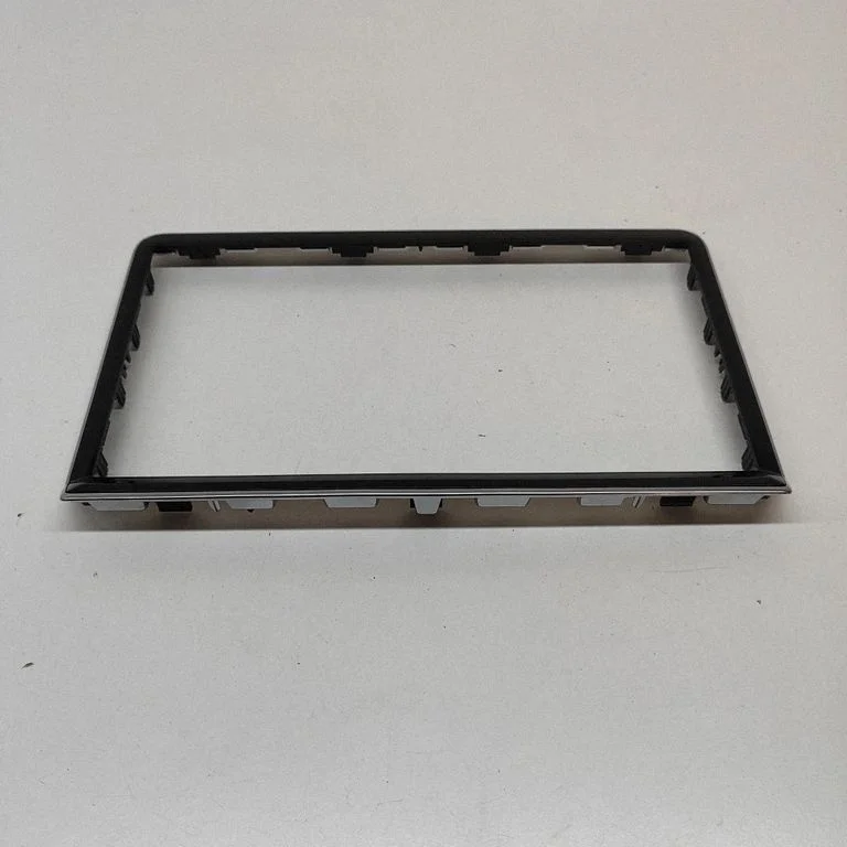 Radijos/ navigacijos apdaila