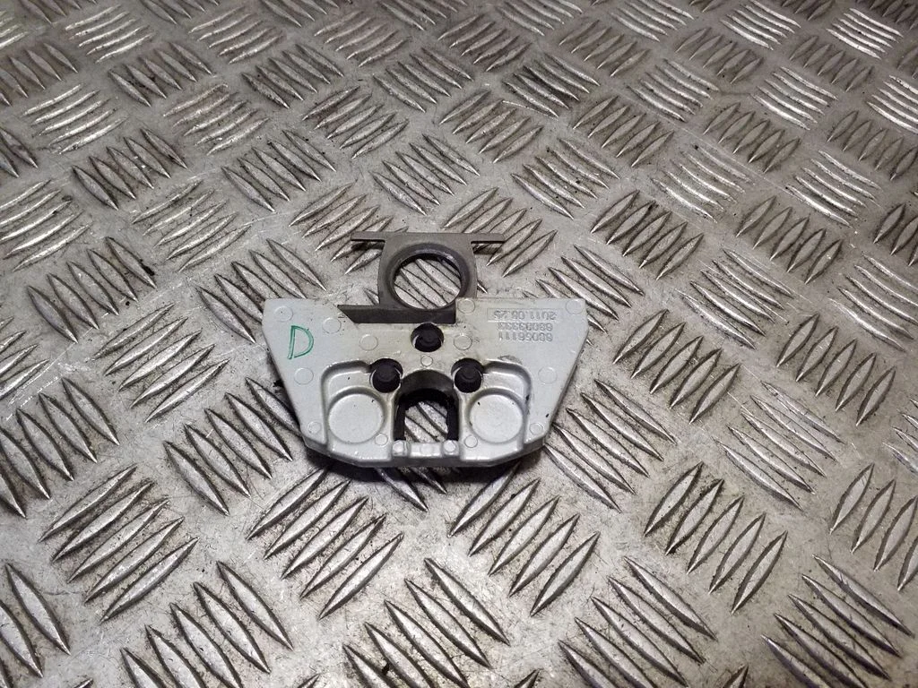 Kita salono detalė