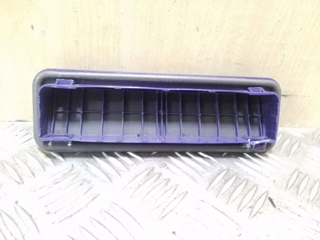 Kita išorės detalė