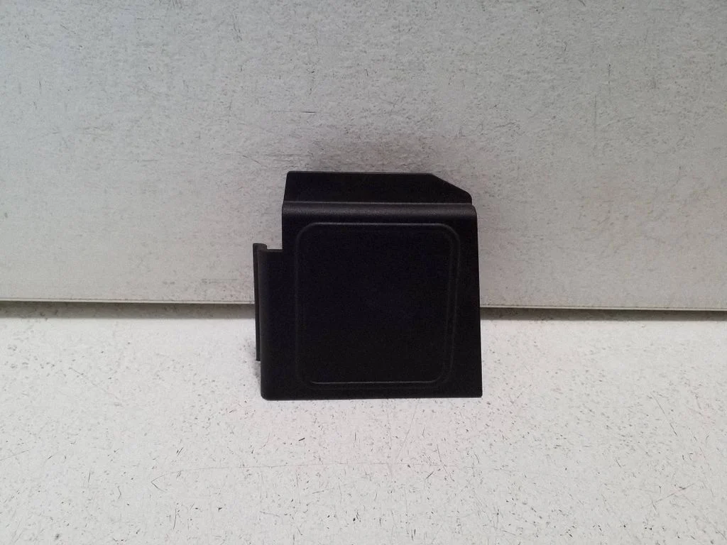 Kita variklio skyriaus detalė