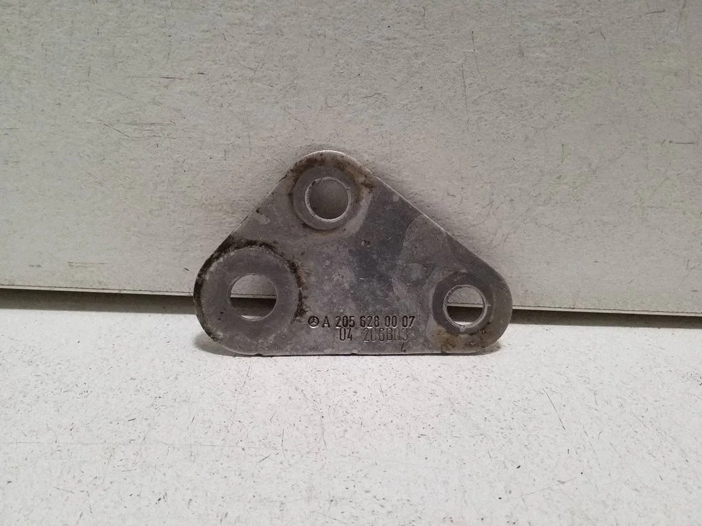 Kita variklio skyriaus detalė