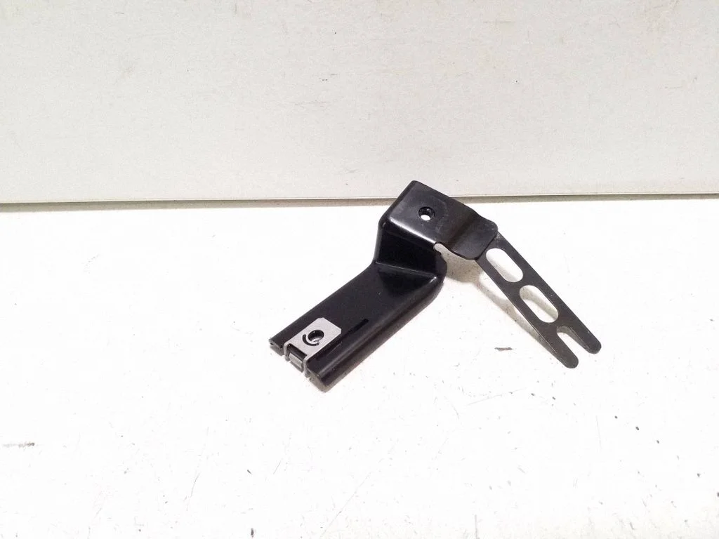 Kita variklio skyriaus detalė