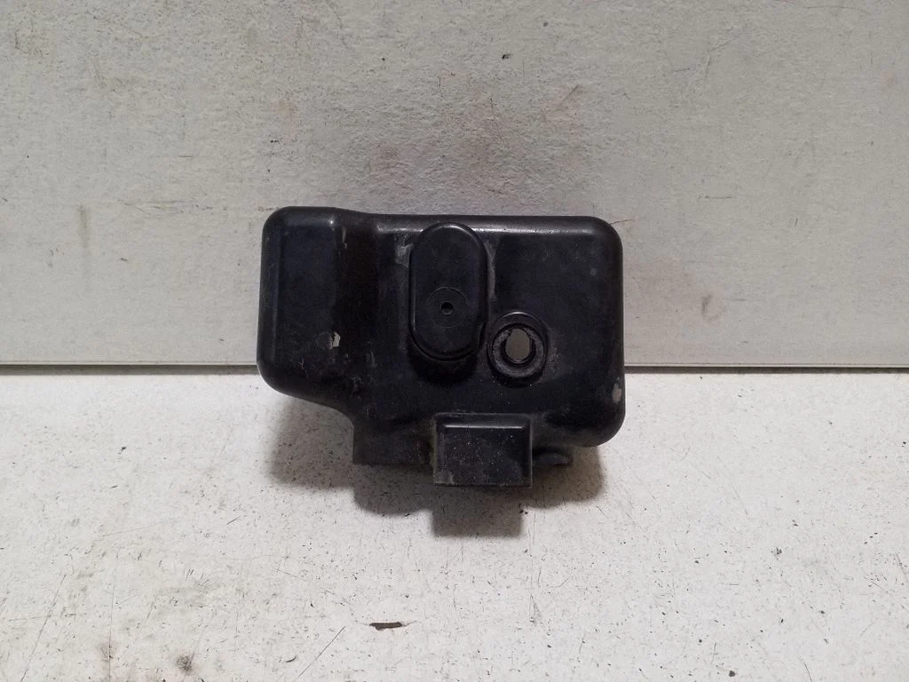 Kita variklio skyriaus detalė