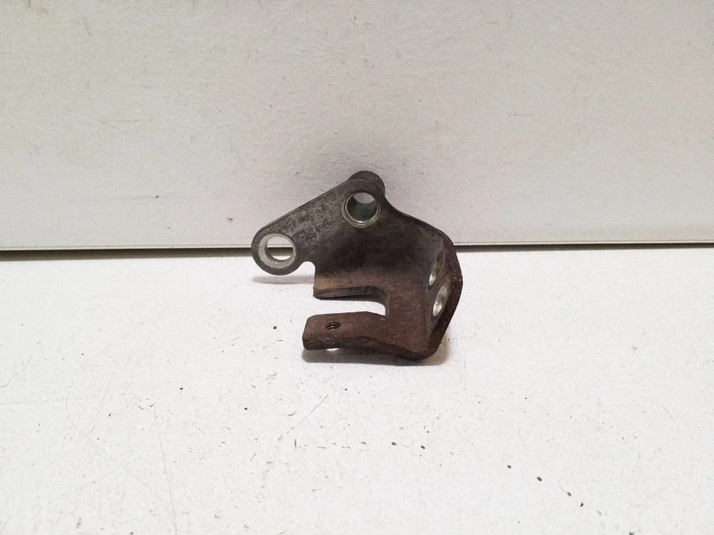 Kita variklio skyriaus detalė