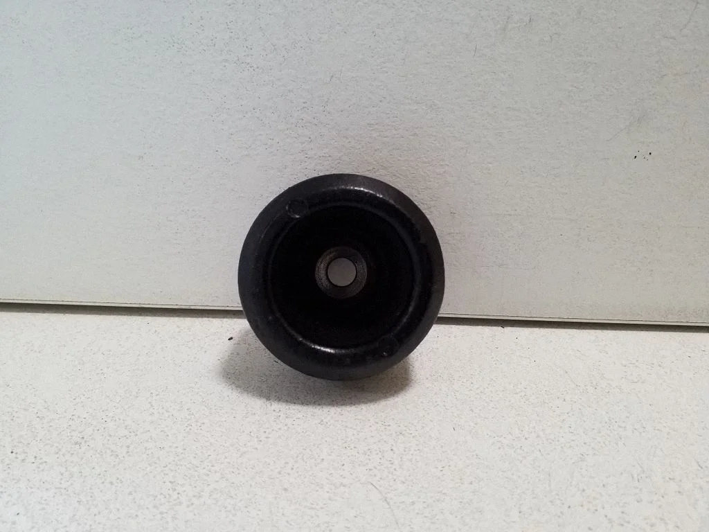Kita variklio skyriaus detalė
