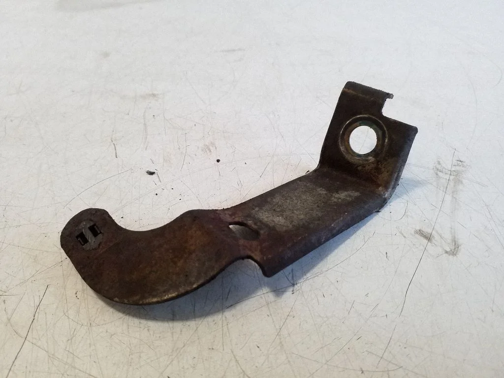 Kita variklio skyriaus detalė