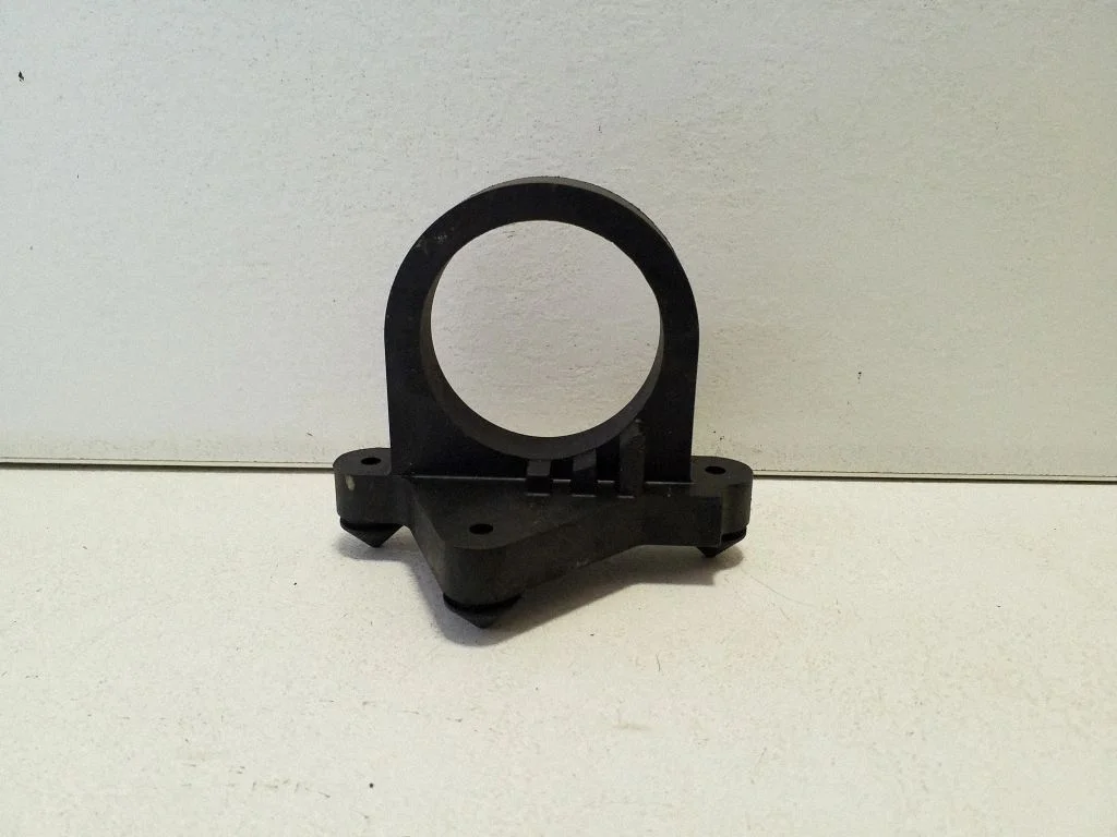 Kita variklio skyriaus detalė
