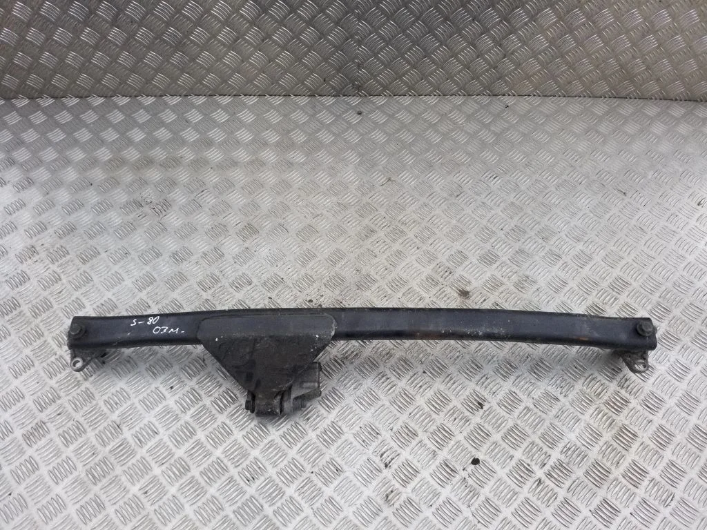 Kita variklio skyriaus detalė