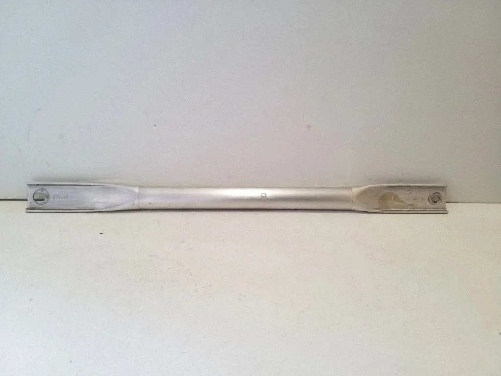 Kita variklio skyriaus detalė