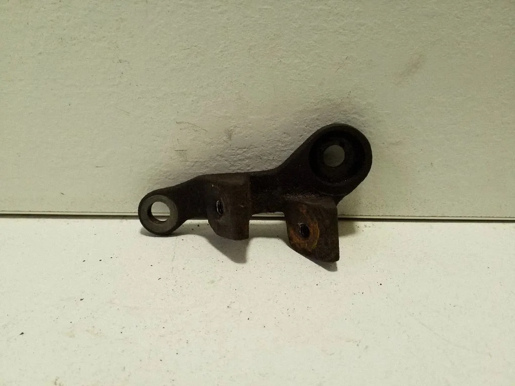 Kita variklio skyriaus detalė