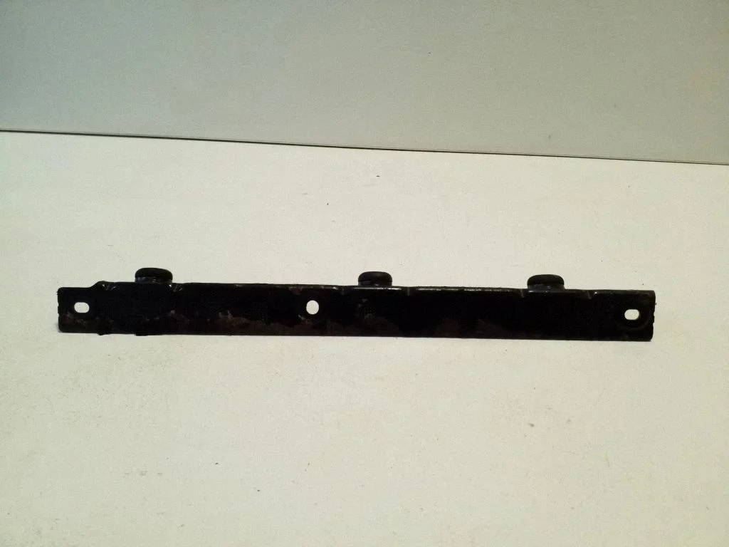 Kita variklio skyriaus detalė