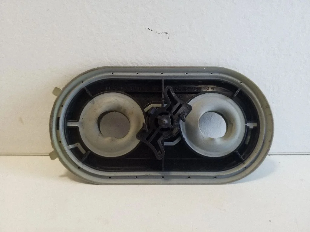Kita variklio skyriaus detalė