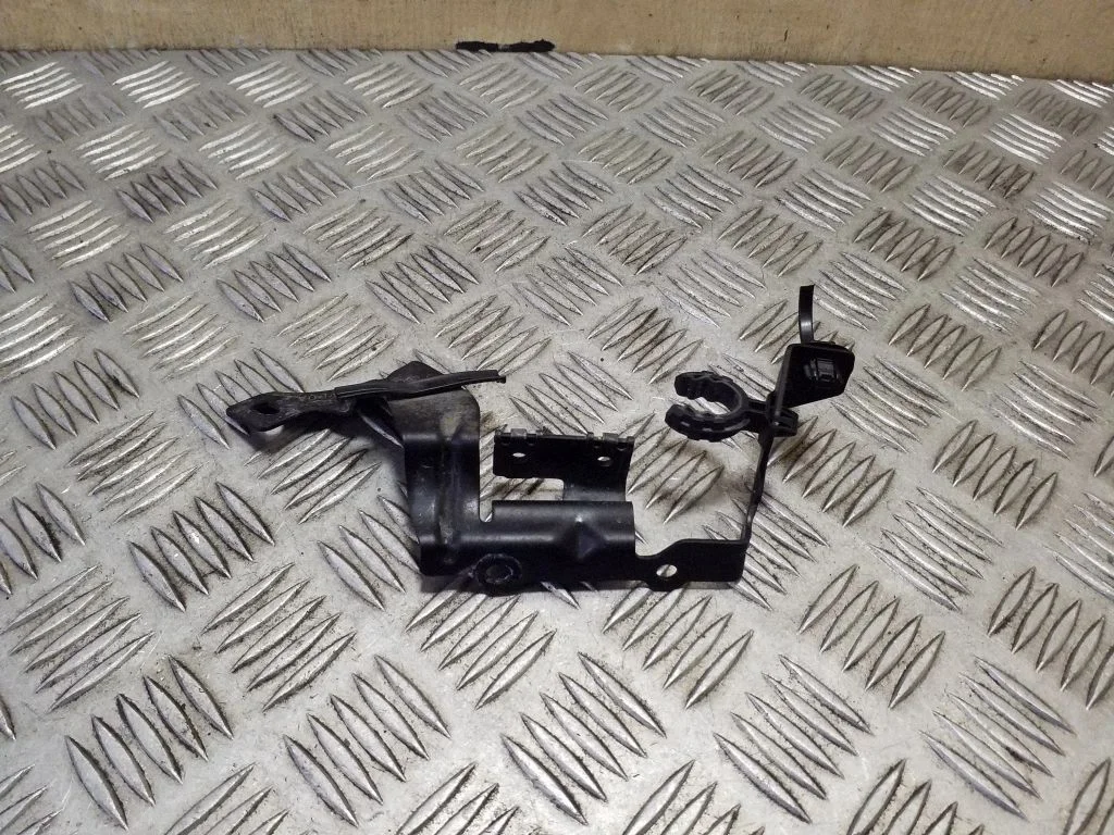 Kita variklio skyriaus detalė