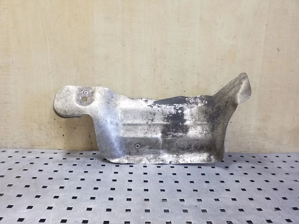 Kita variklio skyriaus detalė
