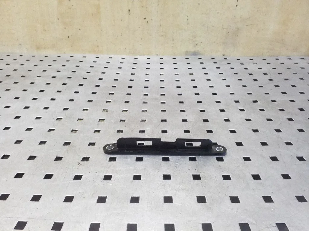 Kita variklio skyriaus detalė