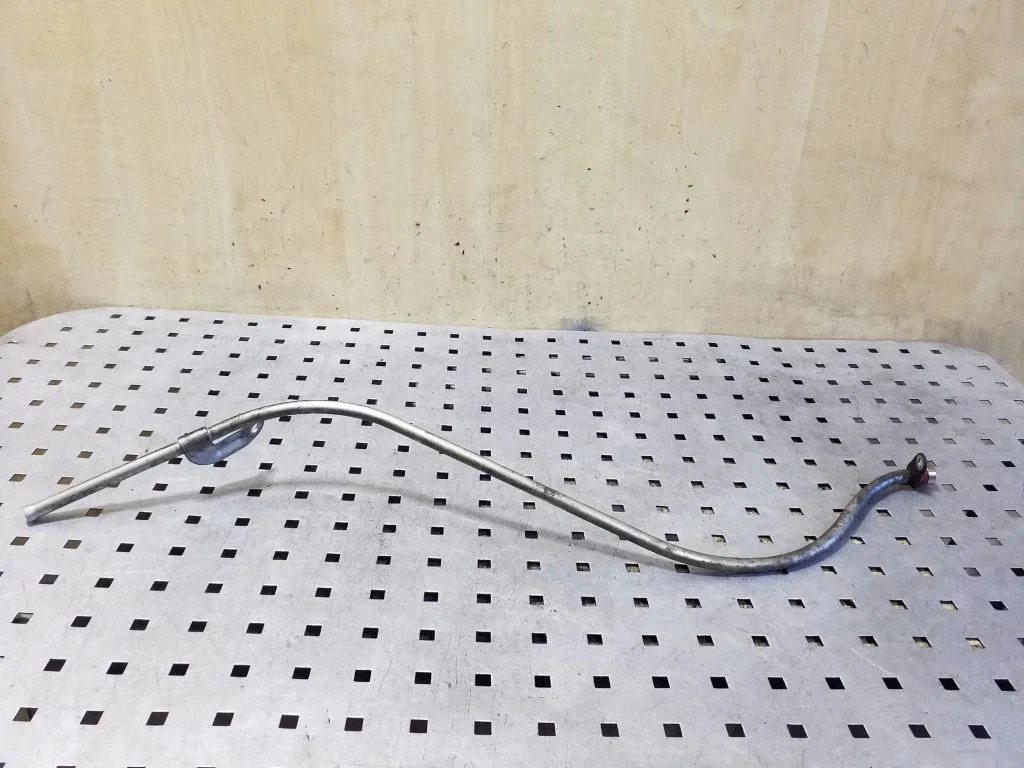 Kita variklio skyriaus detalė