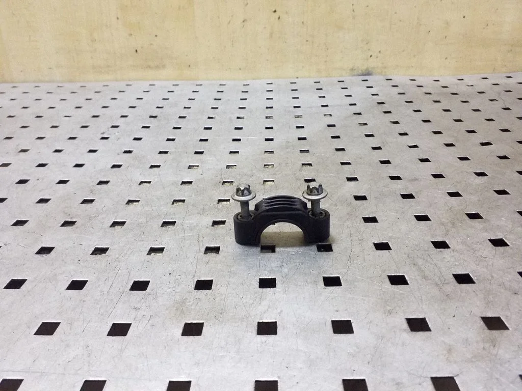 Kita variklio skyriaus detalė