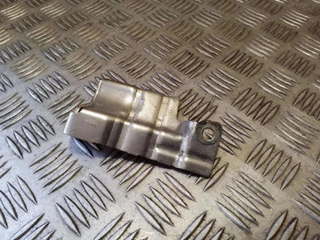 Kita variklio skyriaus detalė