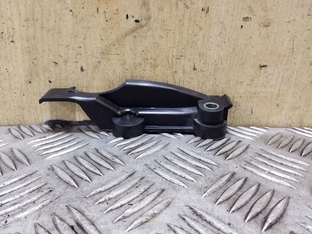 Kita variklio skyriaus detalė