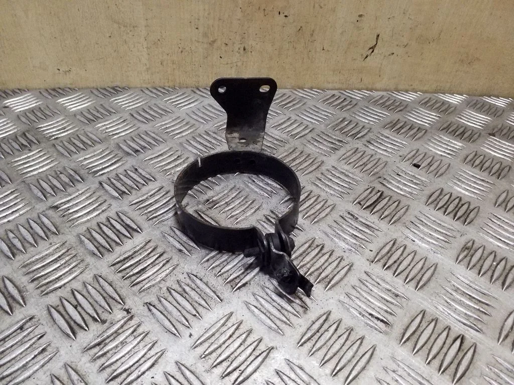 Kita variklio skyriaus detalė