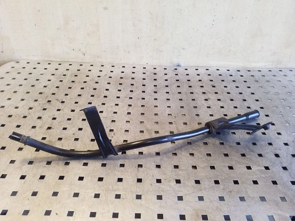 Kita variklio skyriaus detalė