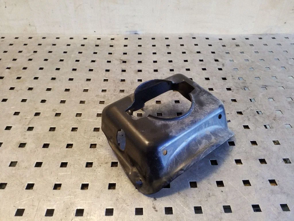 Kita variklio skyriaus detalė