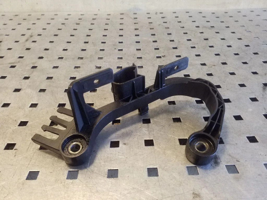 Kita variklio skyriaus detalė