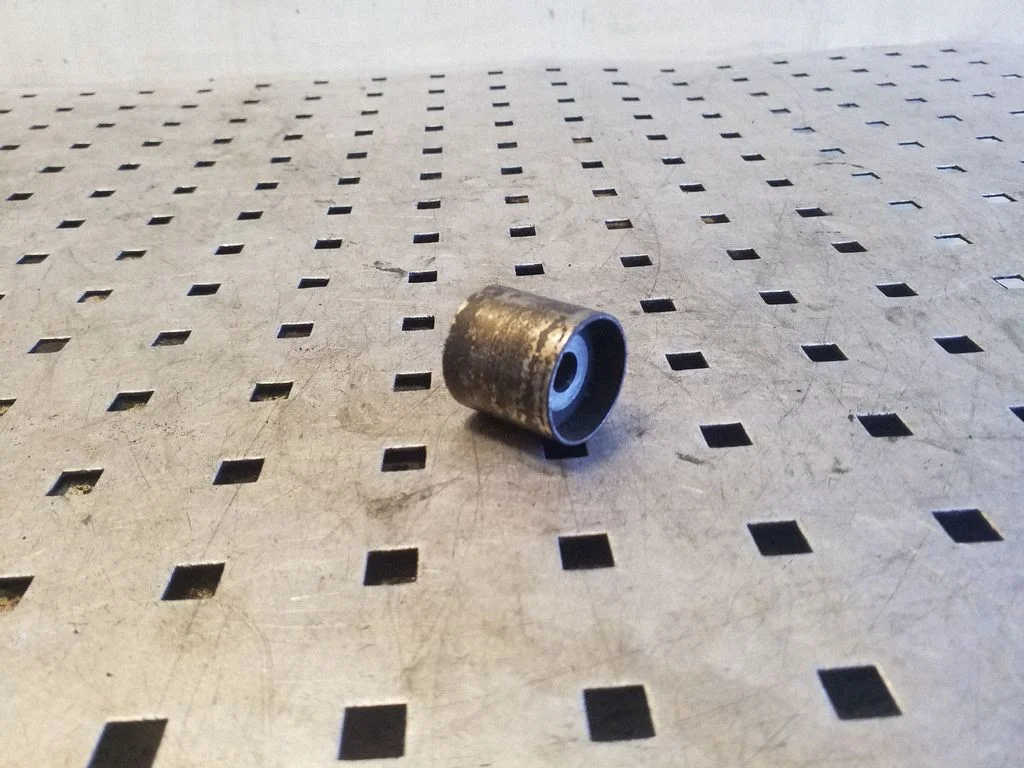 Kita variklio skyriaus detalė