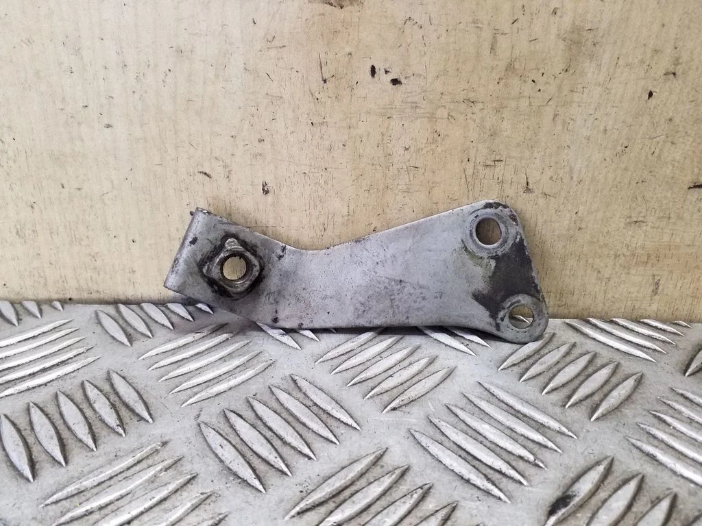 Kita variklio skyriaus detalė