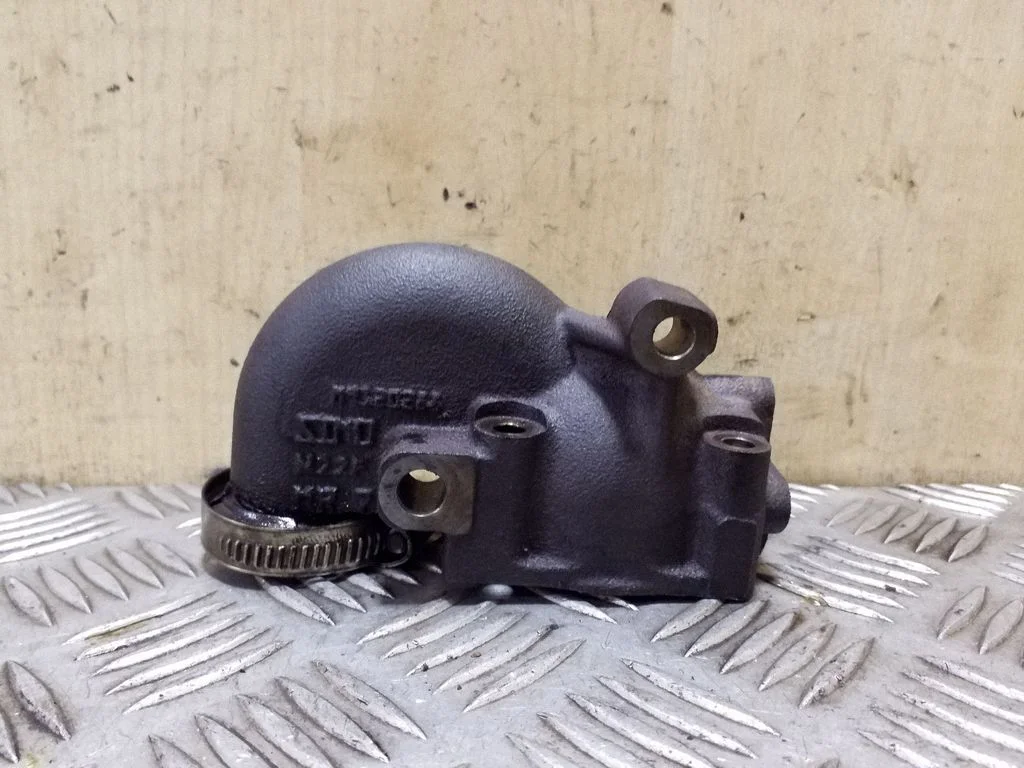 Kita variklio skyriaus detalė