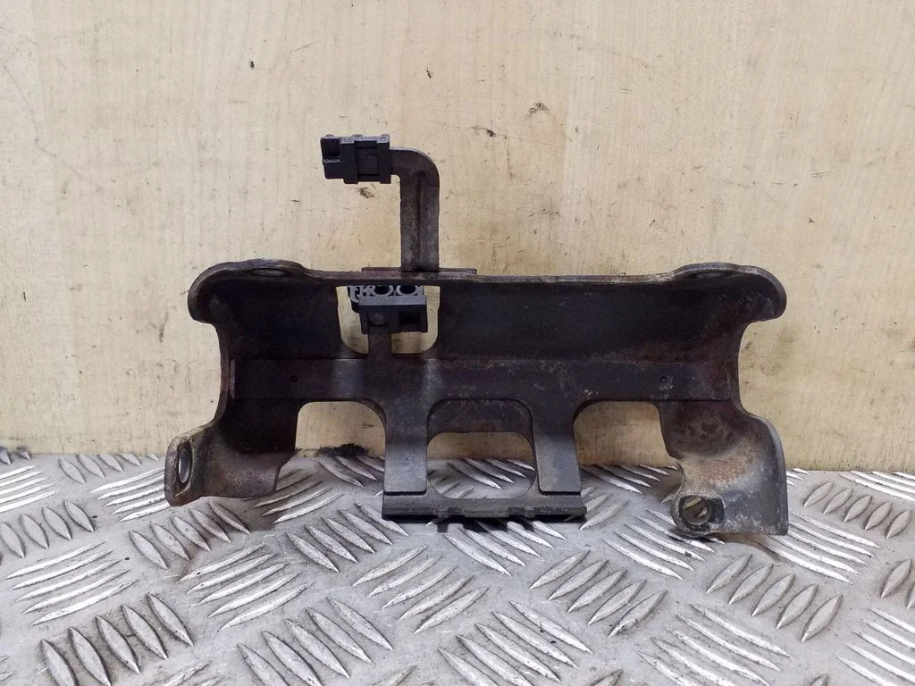 Kita variklio skyriaus detalė