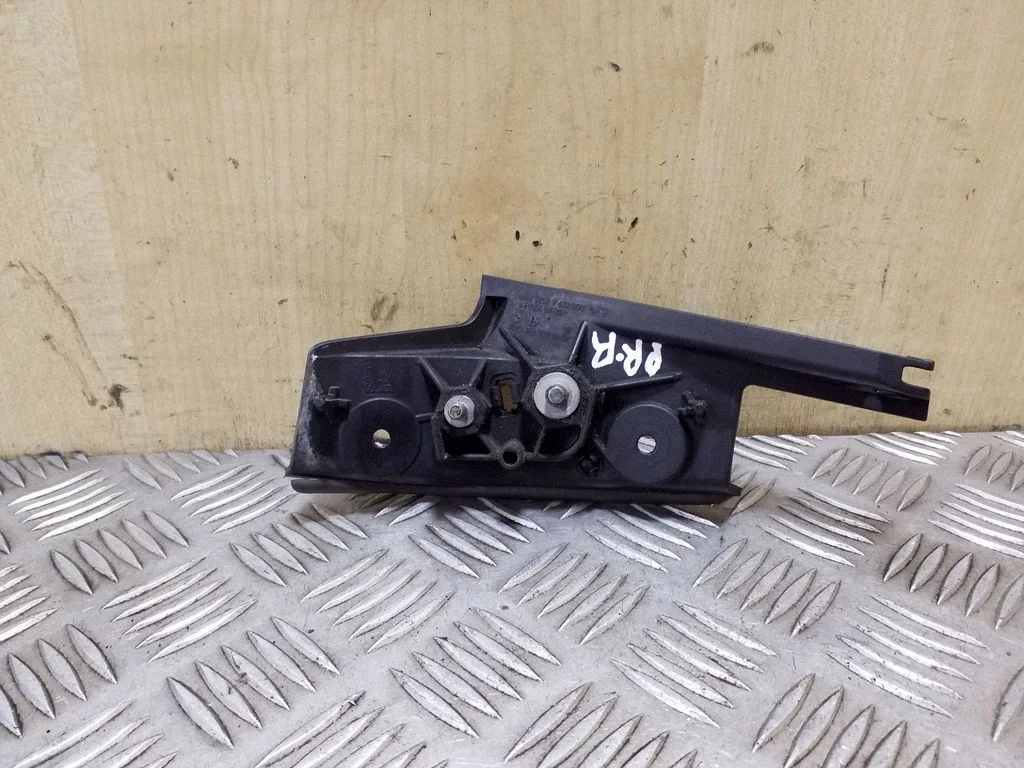 Kita variklio skyriaus detalė