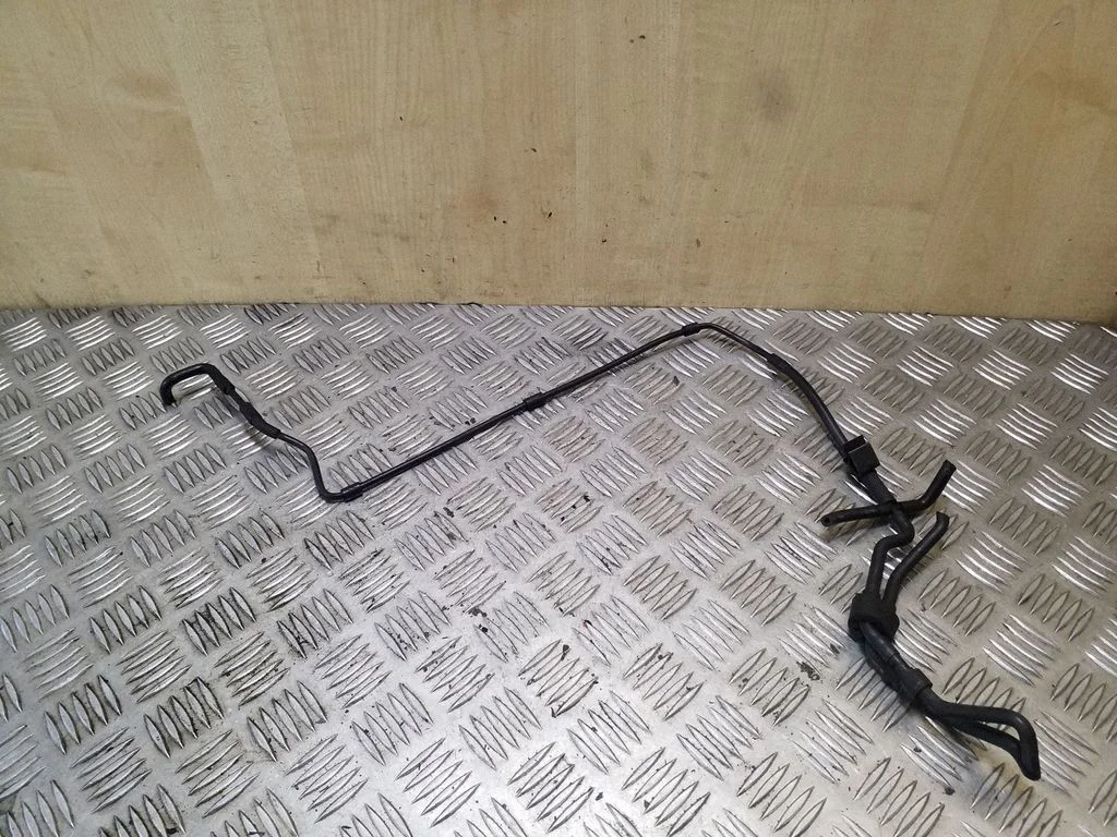 Kita variklio skyriaus detalė
