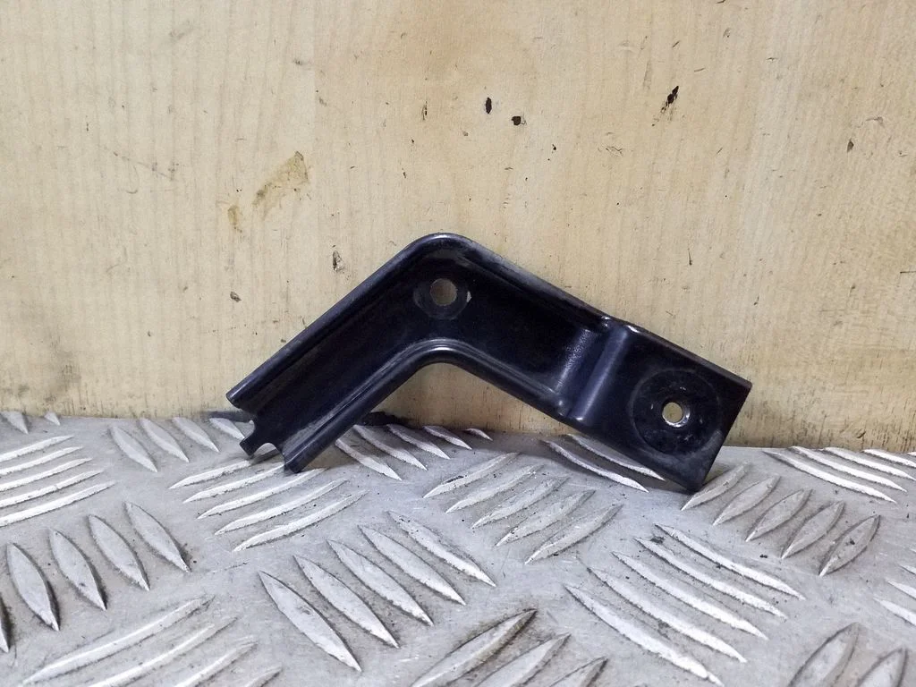 Kita variklio skyriaus detalė