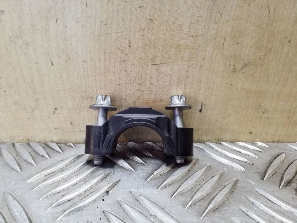 Kita variklio skyriaus detalė
