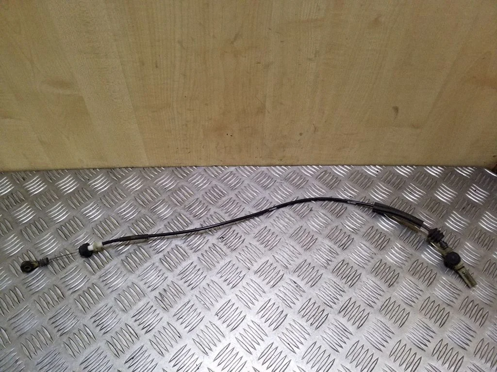 Kita variklio skyriaus detalė