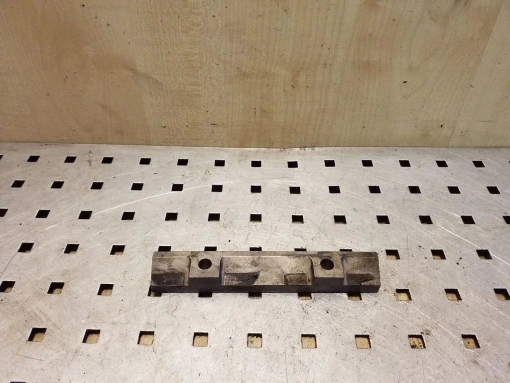 Kita variklio skyriaus detalė