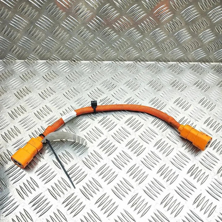 Kiti laidai/ instaliacija
