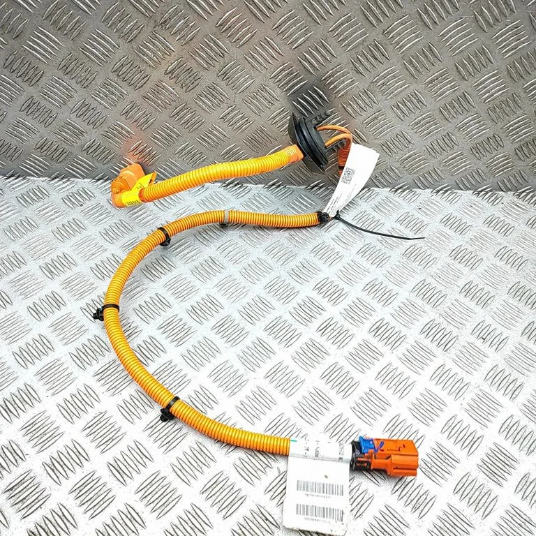 Kiti laidai/ instaliacija