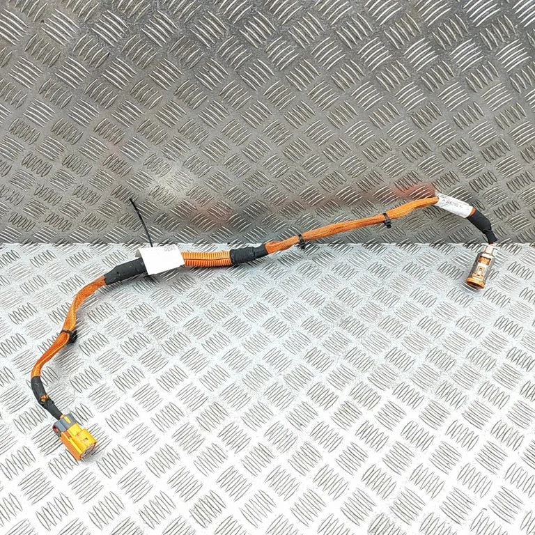 Kiti laidai/ instaliacija