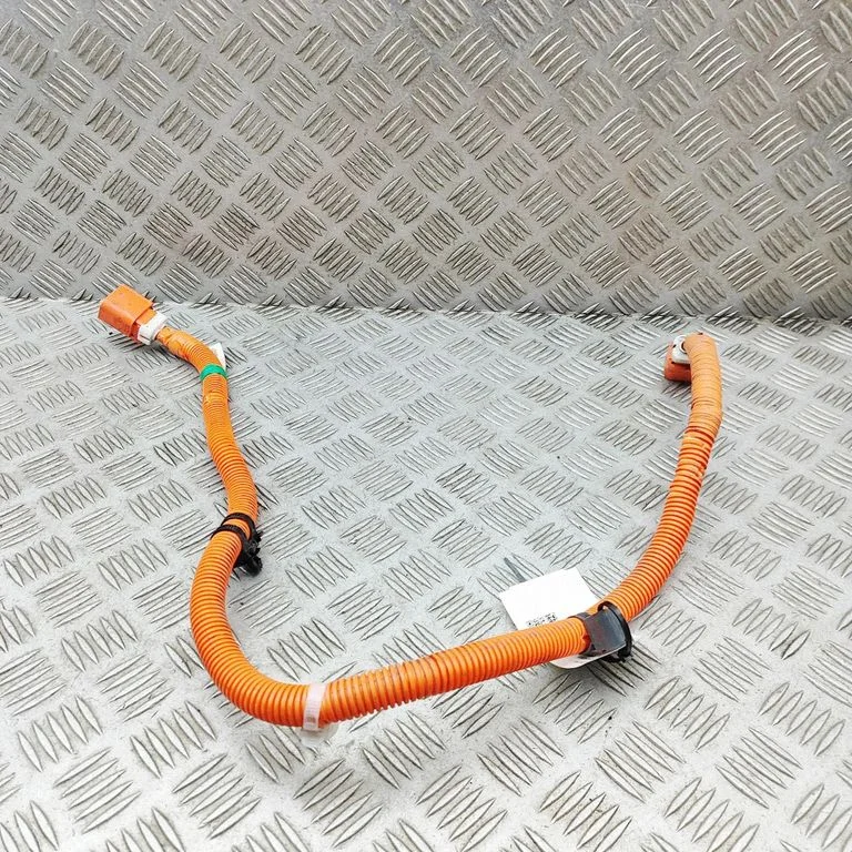Kiti laidai/ instaliacija