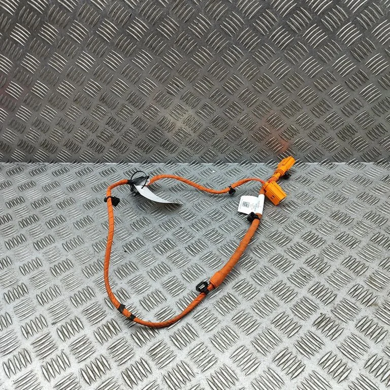 Kiti laidai/ instaliacija