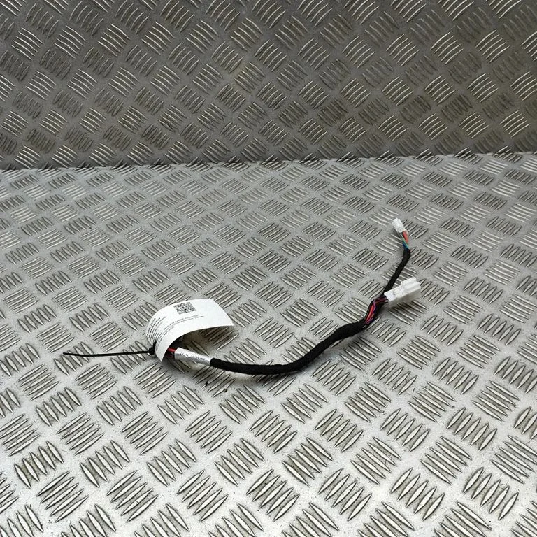 Kiti laidai/ instaliacija