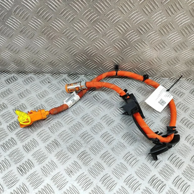 Kiti laidai/ instaliacija