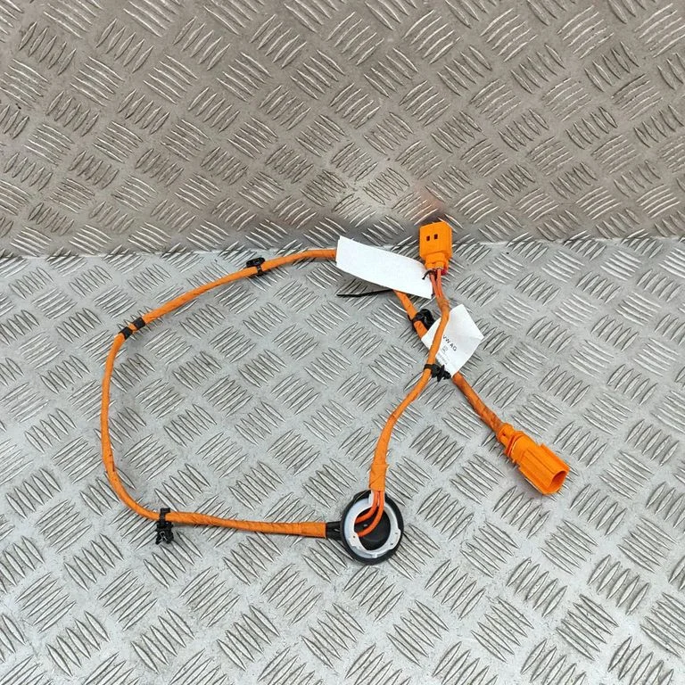Kiti laidai/ instaliacija