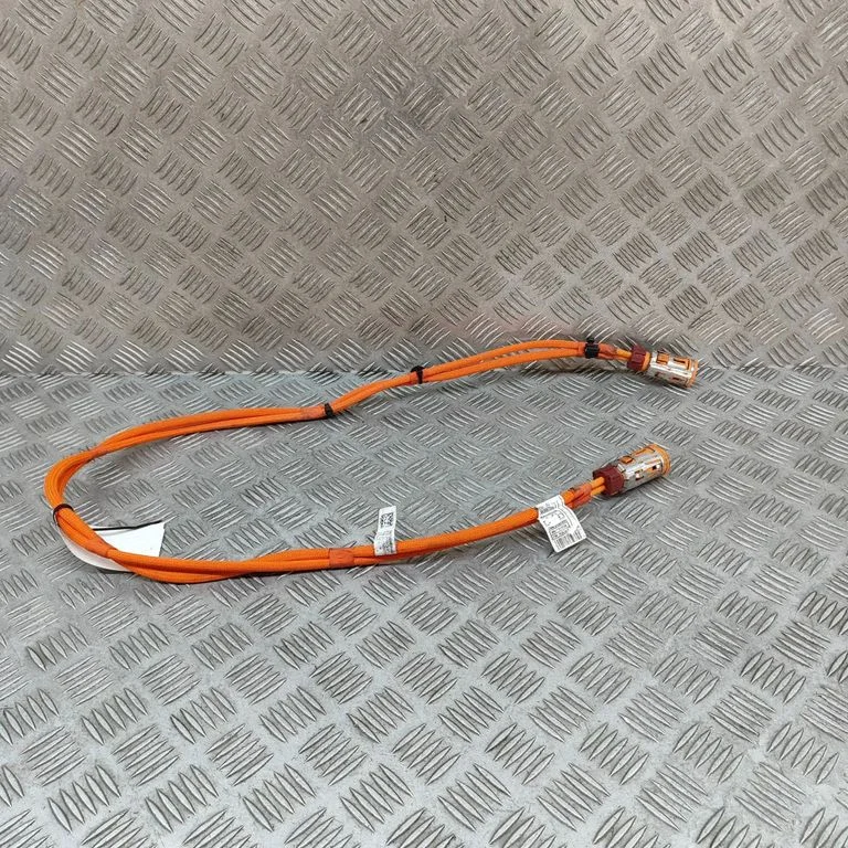 Kiti laidai/ instaliacija