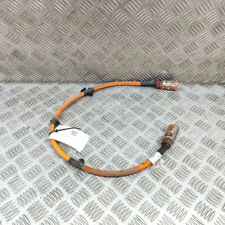 Kiti laidai/ instaliacija